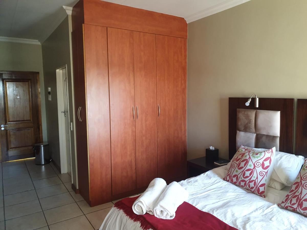 Grosvenor Apartments Pretoria-Noord Buitenkant foto