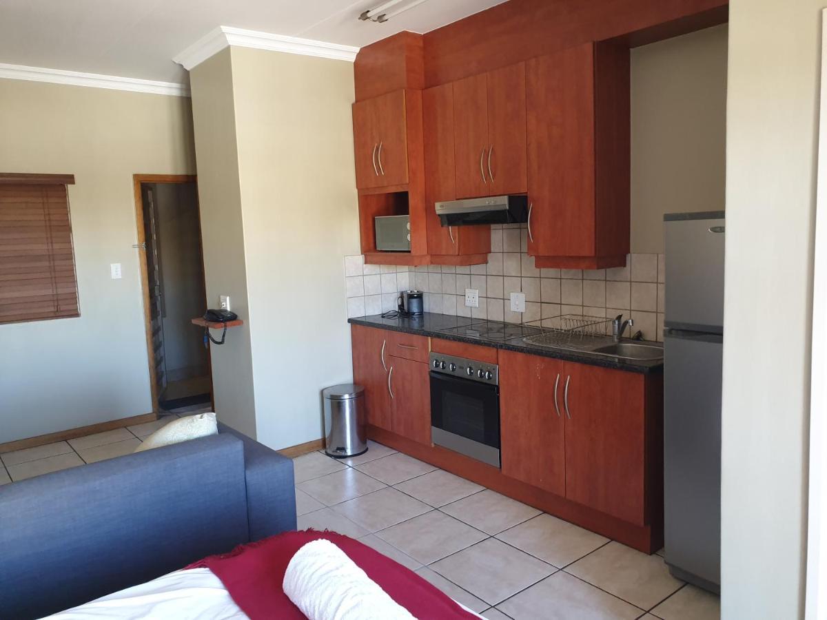 Grosvenor Apartments Pretoria-Noord Buitenkant foto